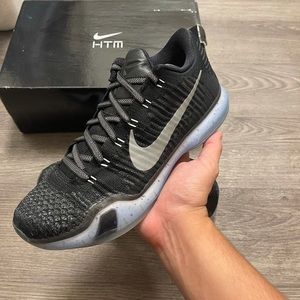 Kobe x HTM “arrowhead”